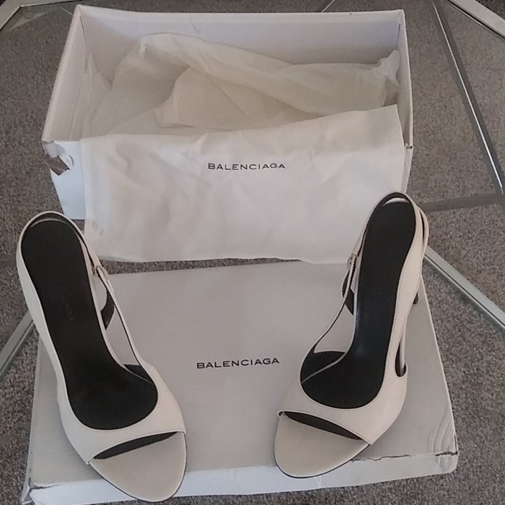 Balenciaga Sandals vintage leather sling